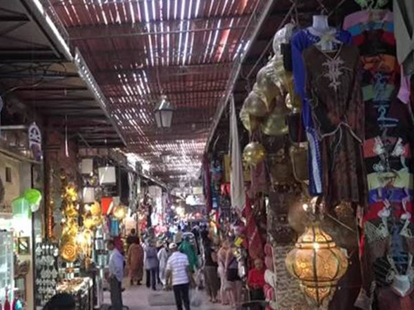 Bazaars of Morocco in support of traditional products