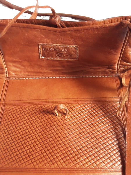 Madison Leather Crossbody Foldover Clutch | Saddle Tan