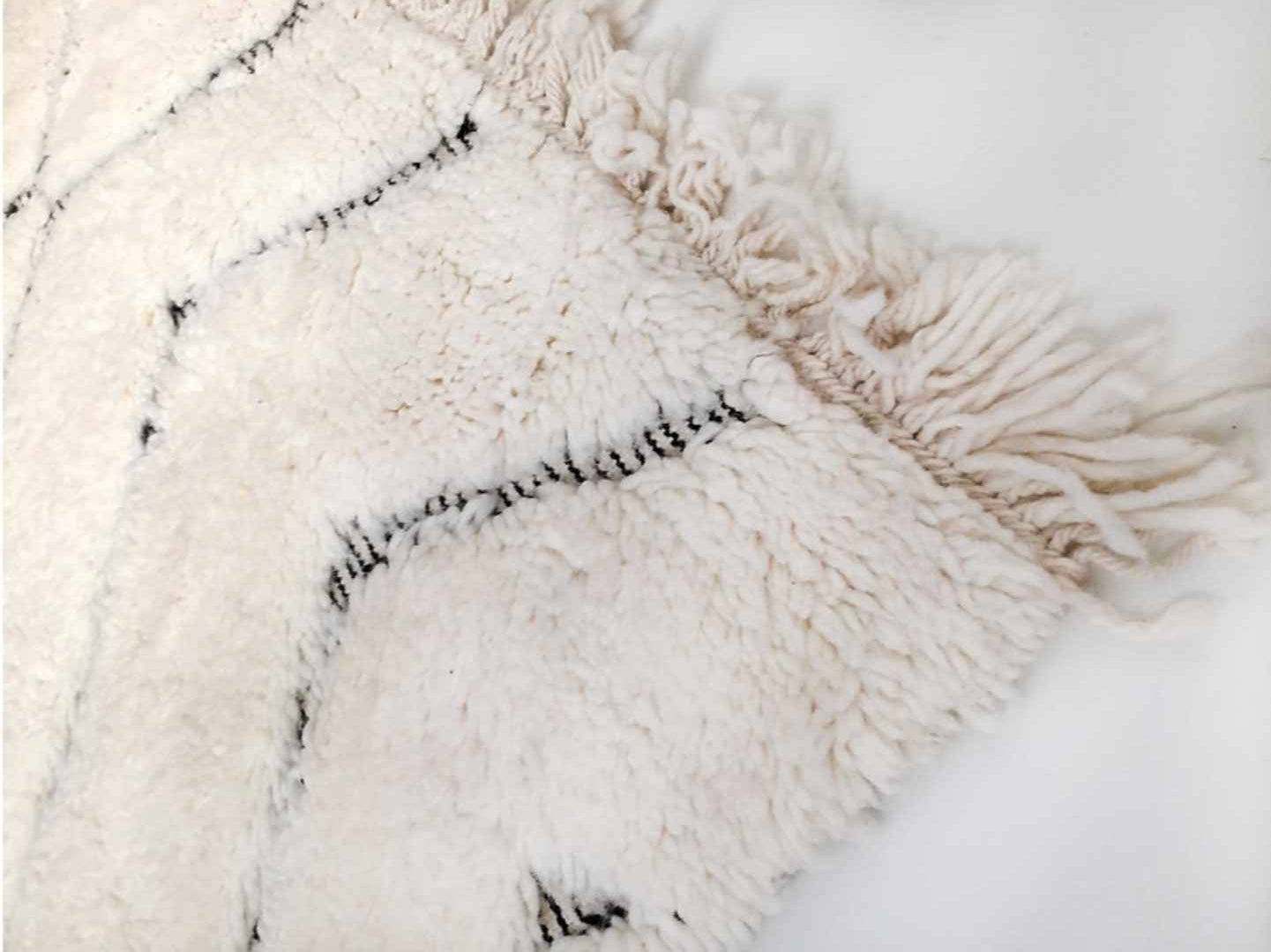 How to Recognize an Authentic Berber Rug