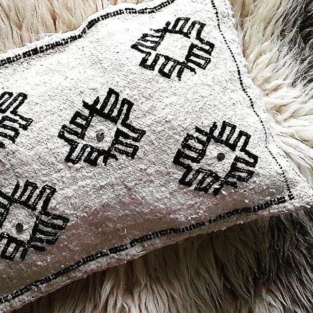 Moroccan Throw Pillows / Decorative Pillows