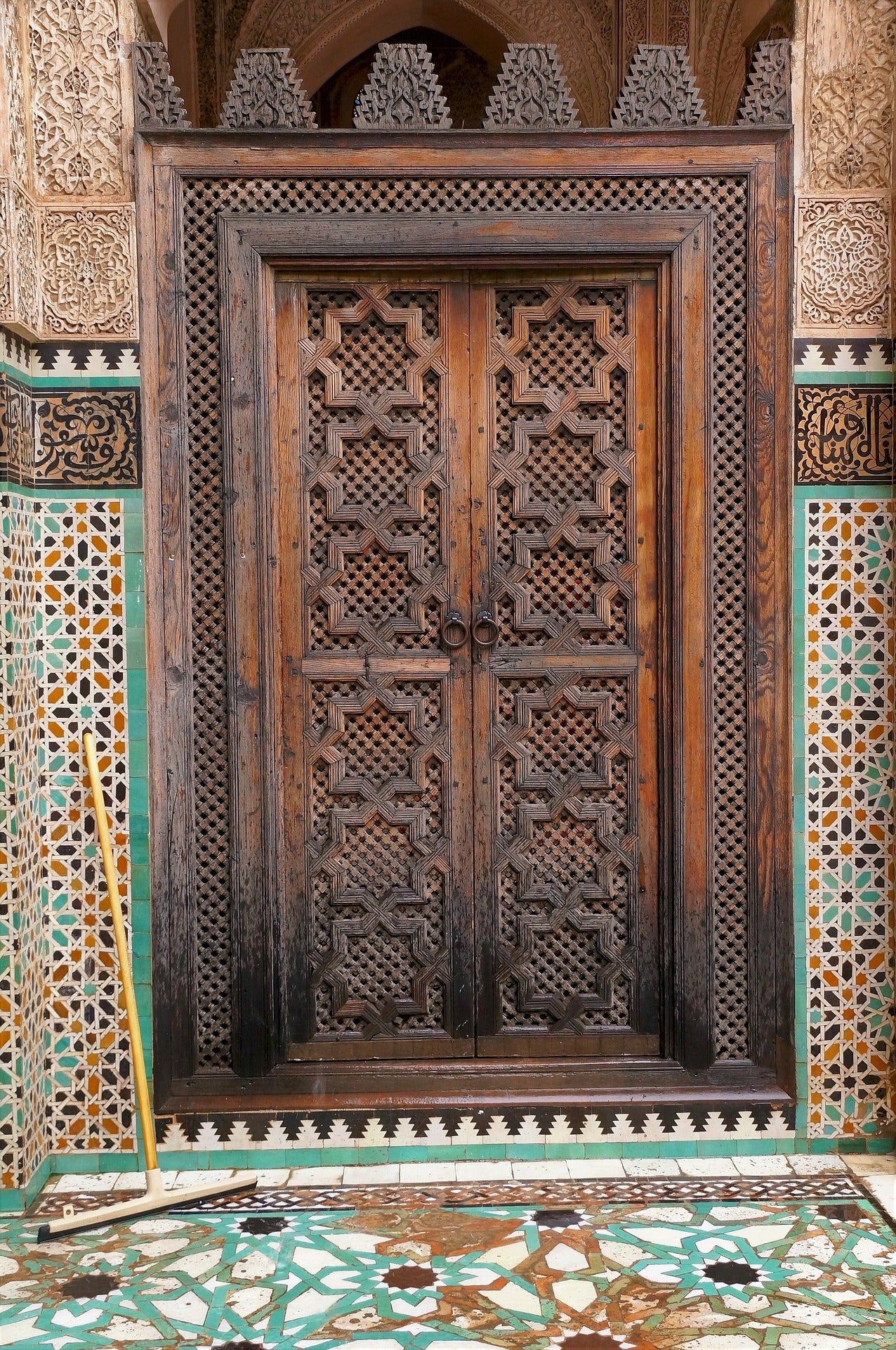 Fès: The Leather Capital of Morocco and Its Thousand-Year Craft Tradition