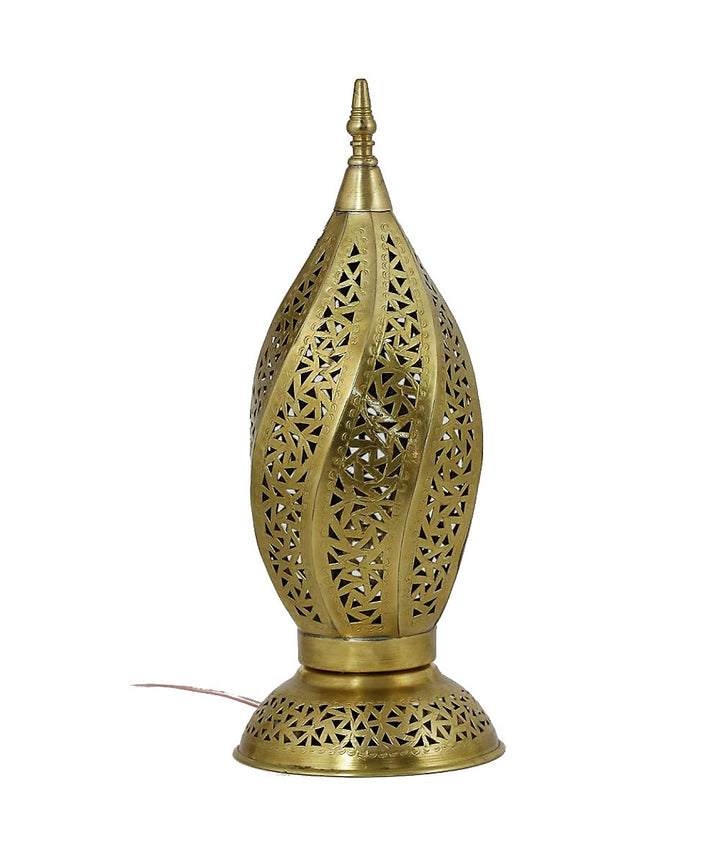 Small golden floor lamp in almond format