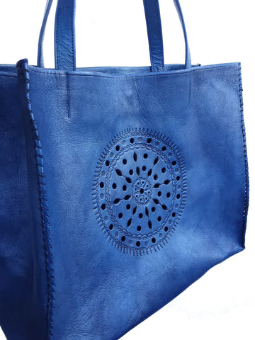 Shopper Bag with Central Medaillon
