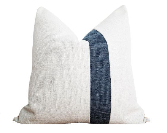 Throw Pillow - White with Large Black Stripe - Darâa - Right
