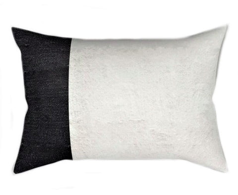 Color Block Pillow Cover - 1/3 White / 2/3 Black - Lumbar - Blanco Y Negro