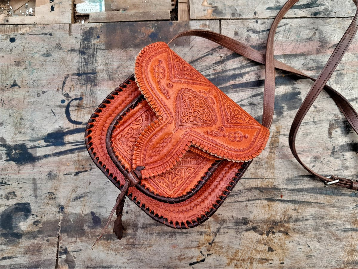 LSSAN Handbag - Turquoise - Heart | Leather Shoulder Bag By Moroccan  Corridor®
